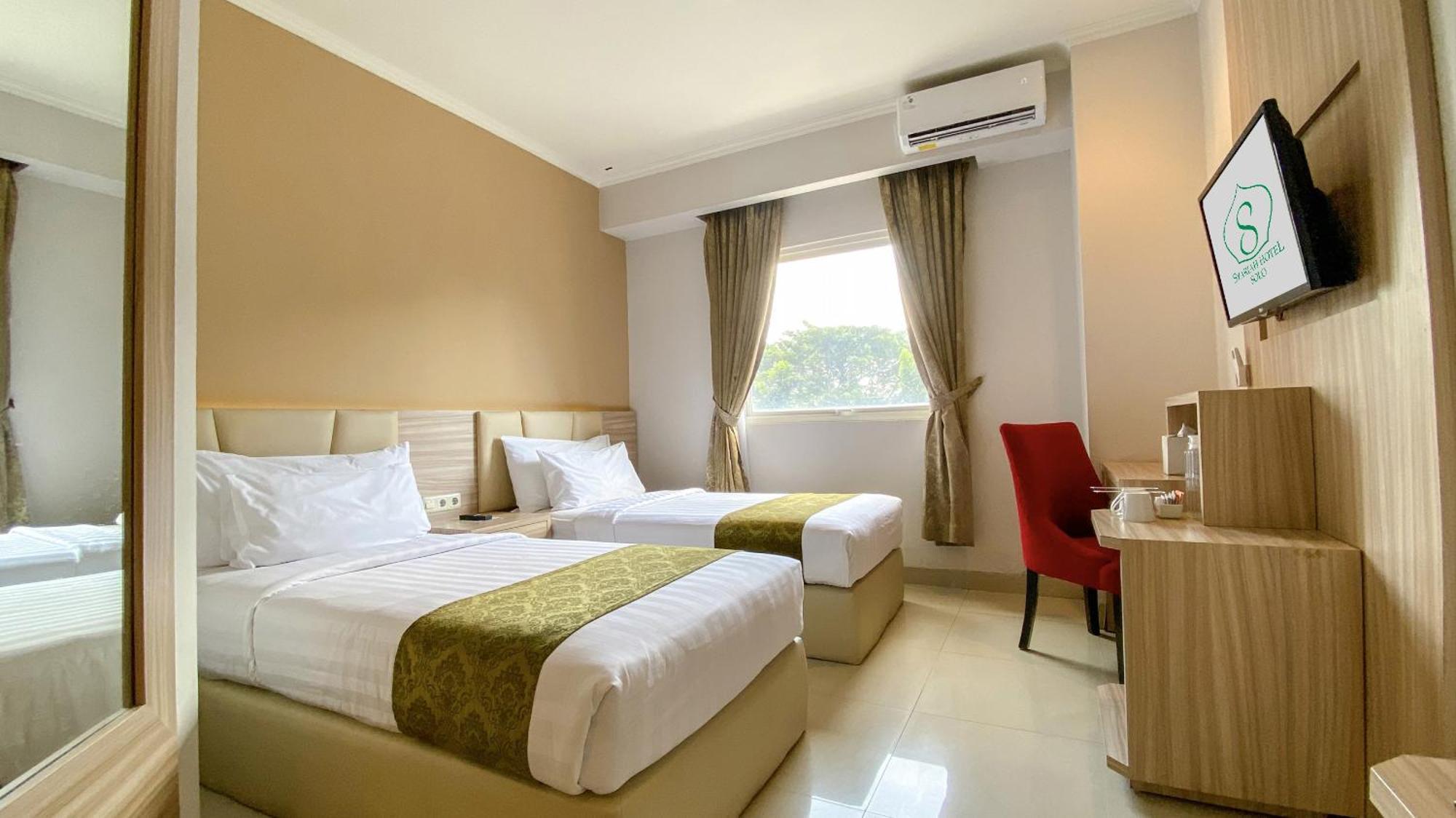 Lorin Syariah Solo Hotel Экстерьер фото