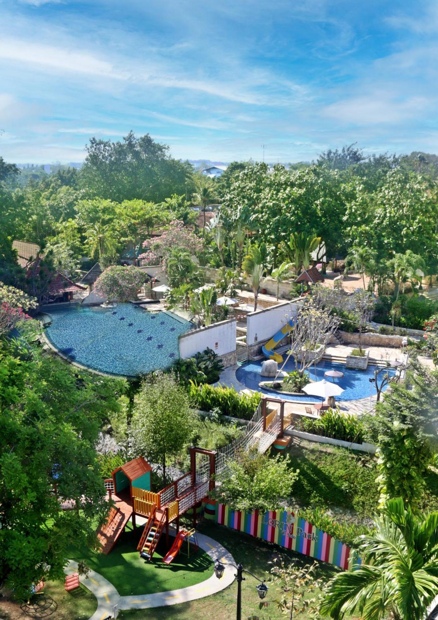 Lorin Syariah Solo Hotel Экстерьер фото