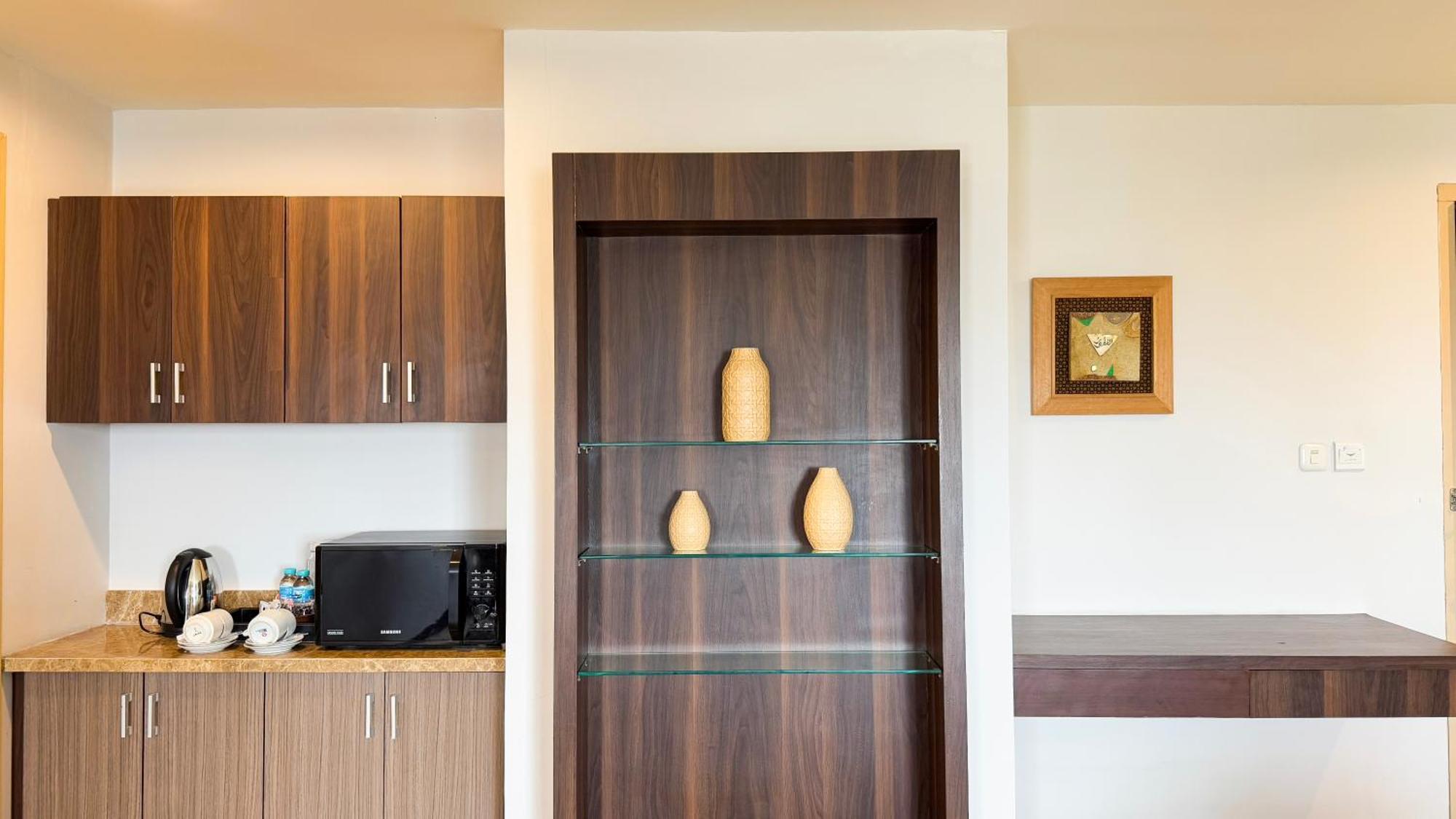 Lorin Syariah Solo Hotel Экстерьер фото