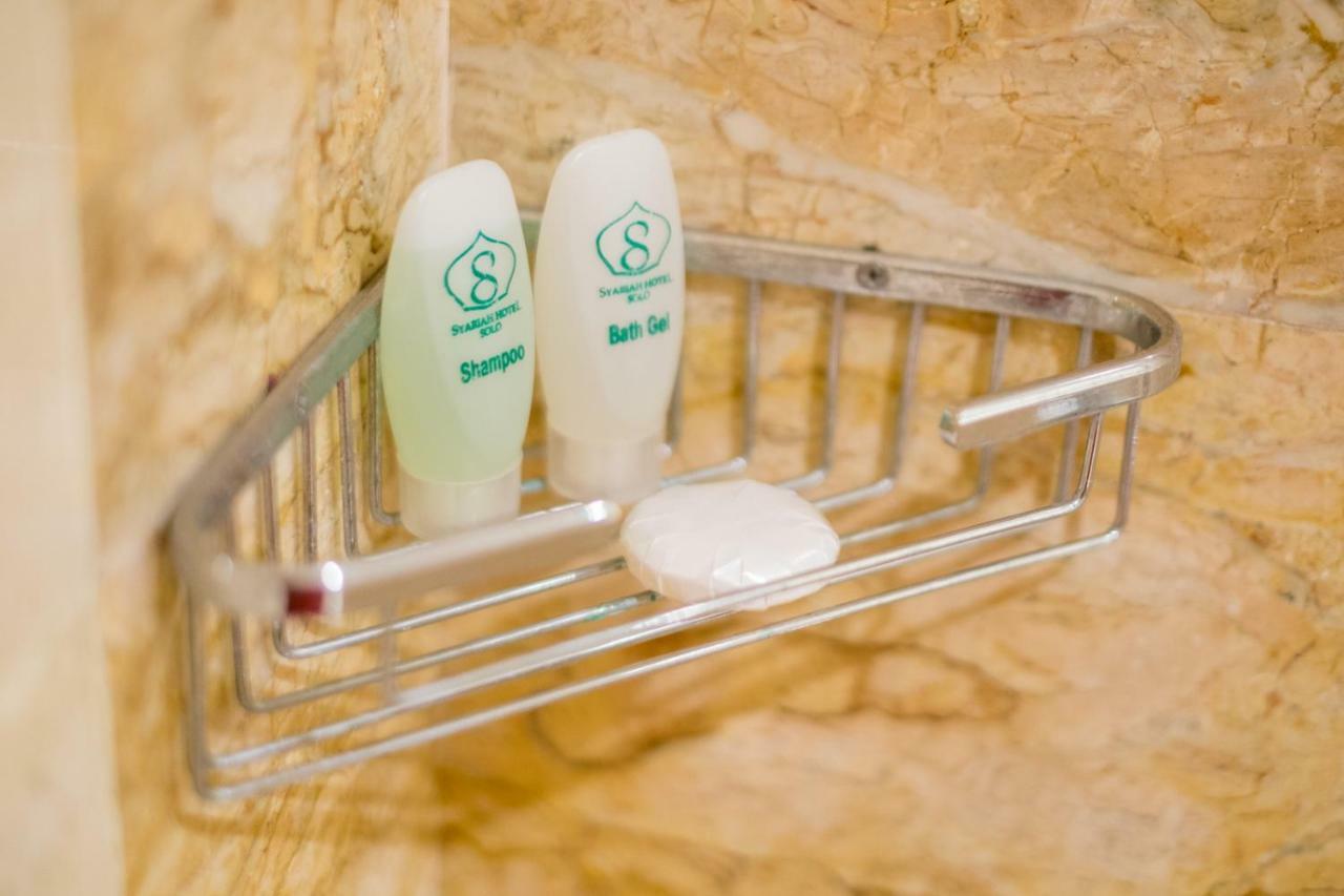 Lorin Syariah Solo Hotel Экстерьер фото
