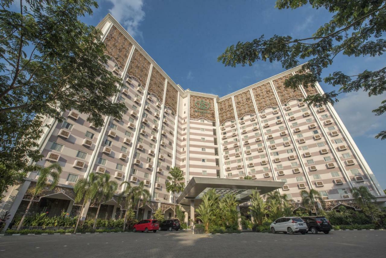 Lorin Syariah Solo Hotel Экстерьер фото